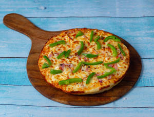 9" Deluxe Veggie Pizza