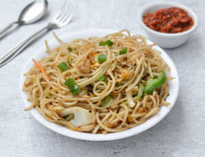 Chicken Hakka Noodles    
