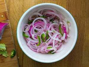 Onion Salad 