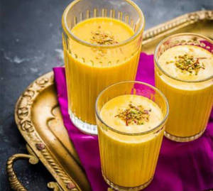 Mango Lassi(Patiala Large Glass 550 Ml)