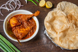 Luchi Chicken Kosha ( 2 pcs )