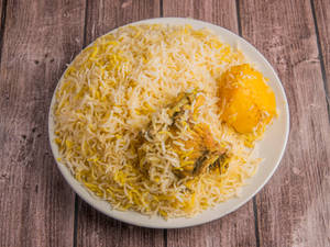 Chicken Biryani (Chicken (1 Pc) + Aloo (1 Pc) + Salad)