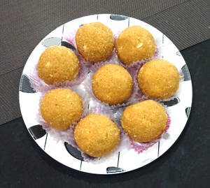Besan Laddu 