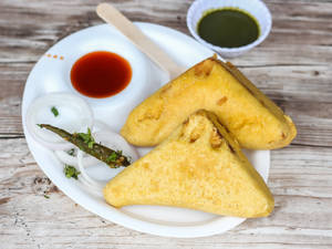 Aloo Bread Pakora(1 Pc)