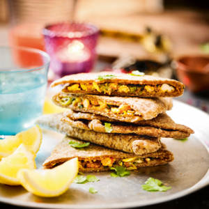 Paneer Paratha (tawa)