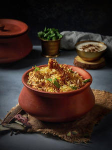 Chicken Dum Biryani Served Raita & Salad