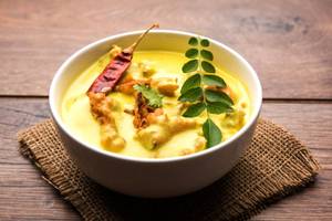 Kadhi Pakora