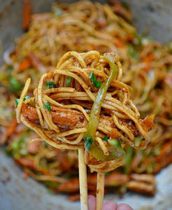 Chicken Hakka Noodles