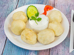 Veg Momos 6 Pcs