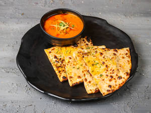 Paneer Naan with Gravy