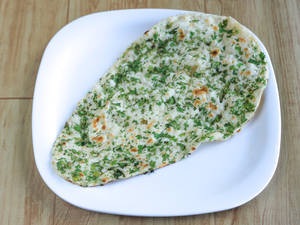 Kothmir Naan