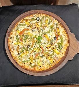 Roasted Exotic Vegetables Pizza