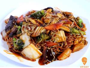 Vegetable Chinese Pavilion Noodles