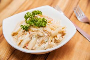 Veg Penne Pasta in Choice of Sauce