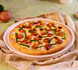 Indo Masala Paneer Pizza