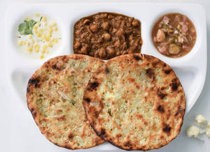 Gobhi Kulcha