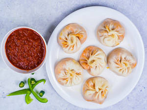 Pizza  Momos