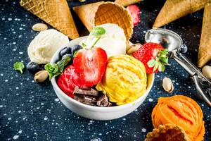 Fruit And Nut Ice Cream