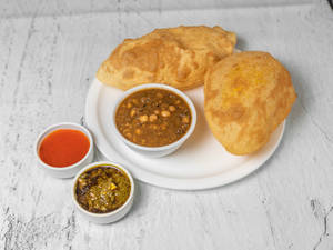 Chana Bhatura