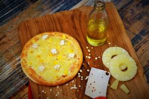 7'' Sweet & Spicy Pineapple Pizza