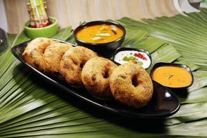 Medu Vada (2 pcs)