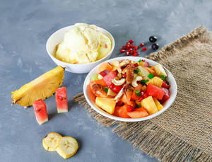 Fruit Salad With Butterscotch Ice Cream