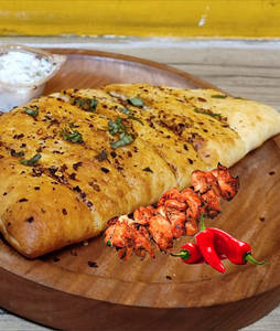 Red Paprika & Chicken Tikka Garlic Bread