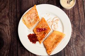 Kaaram Mushroom Dosa 