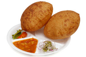 Aloo Poori 2 Pcs (per Plate)