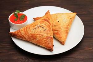 Corn Samosa 1 Set (2 Pcs)