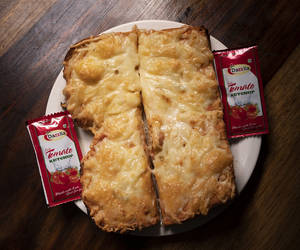 Chicken Garlic Bread