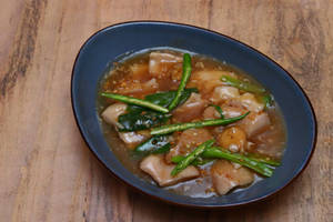 Stir Fried Fish With Ginger & Green Chilly
