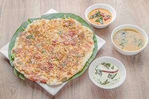 Onion tomato uttapam