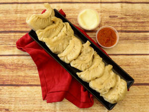 Chicken steam momos