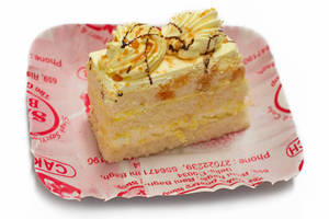 Butterscotch Pastry (1 Pc)