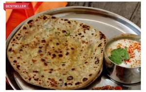 Delicious Paneer Paratha (2 Pcs)