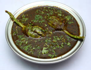 Baingan Masala (Black Gravy)