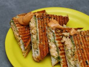 Veg Tandoori Grilled Sandwich