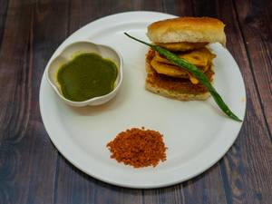 Amul Butter Batata Bhajiya Pav