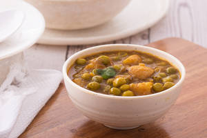 Aloo Matar [Gravy]