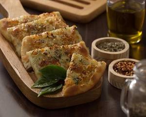 Stuffed Garlic Bread   