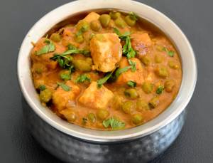 Matar Paneer