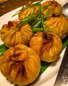 Chicken Momo Fried (10 Pcs)