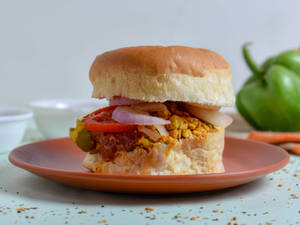 Paneer Chilli Burger