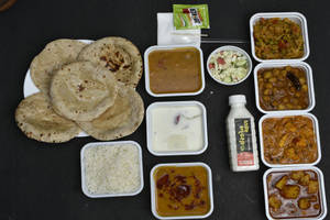 Paneer Combo Thali [Dinner]