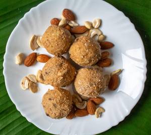 Desi Ghee Goond Ladoo[10Pc]