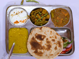 Deluxe Thali