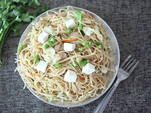 Chilli Garlic Chow Mein