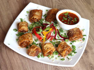 Veg Spring Roll (2 Rolls)