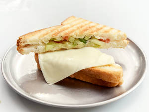 Home Style Grilled Veg Cheese Sandwich (1 Piece)